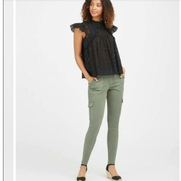 Spanx Stretch Twill Ankle cargo skinny Cargo Jeans Size medium - Picture 1 of 5